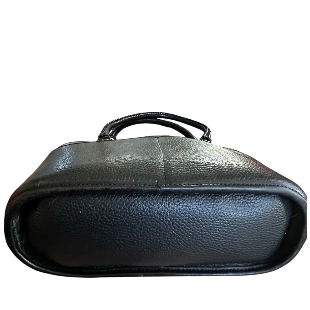 ✨Brighton Black Croc Embossed Leather Tote Heart Charm Plaid Lined Shoulder Bag✨